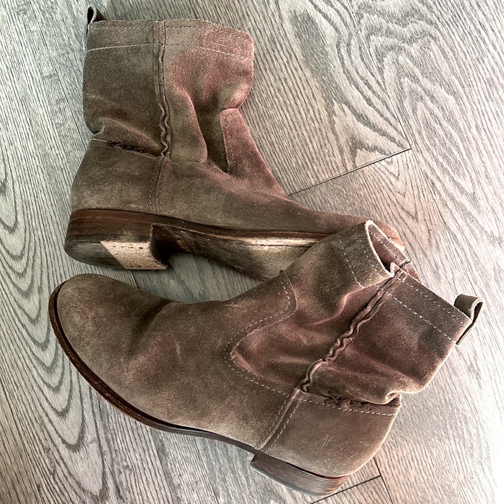 Frye suede booties. Size 7 grey.